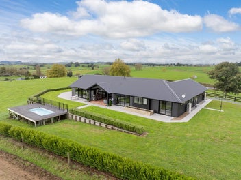 Your private slice of Waikato paradise