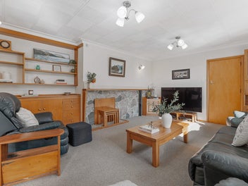 A Hidden Gem You'll Love Coming Home To!!!