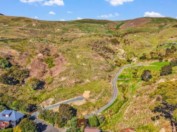 DREAM BUILD SITE WITH PANORAMIC VIEWS