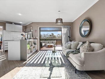 Single-Level Brick & Tile Living in RANGI ZONE