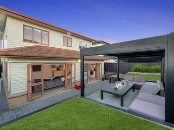 MUST SELL! Best Value 4 bed + Study