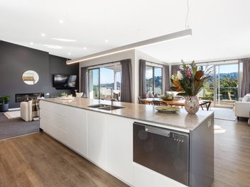 Executive family home with excellent garaging