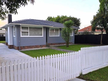Image 1 of 28