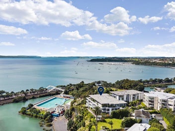 Panoramic Parnell perfection