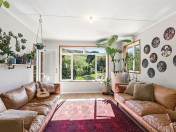 Spacious Lifestyle Living | Exceptional Shedding