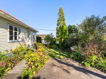 Takapuna cottage + THAB goldmine