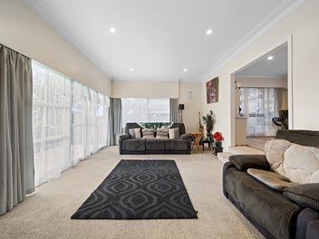 Brick & Tile & Large Games Room!