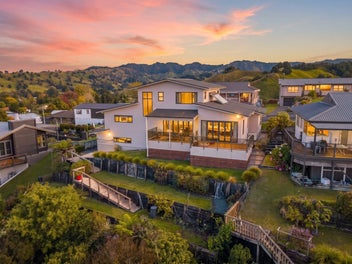 Iconic Home with Uninterrupted Views