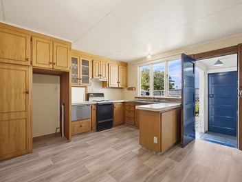 Laid-Back Single-Level Living, South Hill