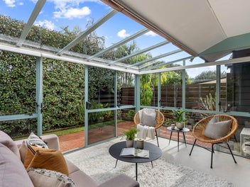 Private Cul-de-Sac Hideaway