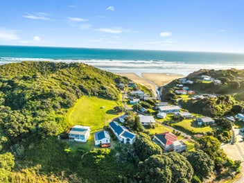 Deck Out Your Coastal Life
