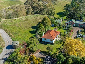 Cosy lifestyle cottage just 10 minutes from town