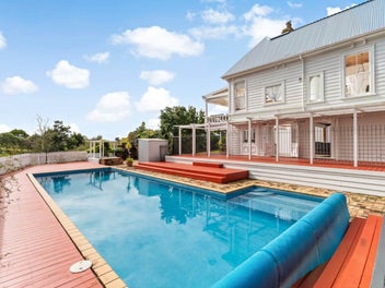 Remarkable Villa with Views on 13 acres!