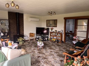 Comfortable Living on Romilly