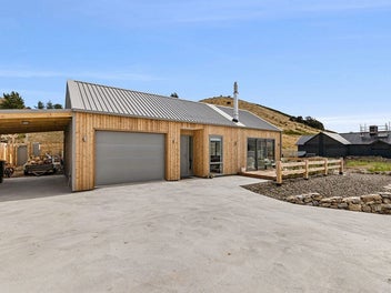 Contemporary Elegance - Your New Home