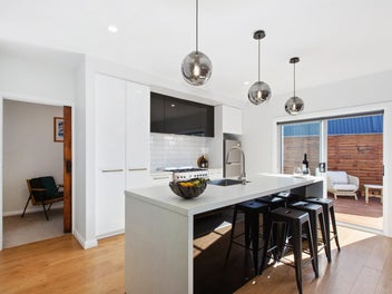 Easy Living in the Heart of Waterloo