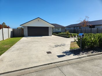 Charming Spacious Family Home with Serene Oasis