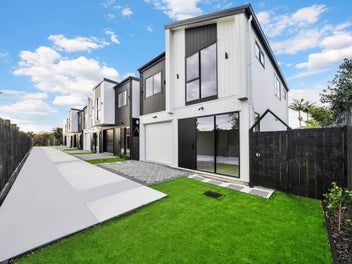 Modern Standalones Premium Mangere Bridge Location