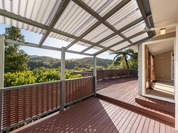 Harbour Views & Entertainer's Delight