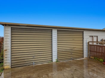 Vendors Want a Quick Sale