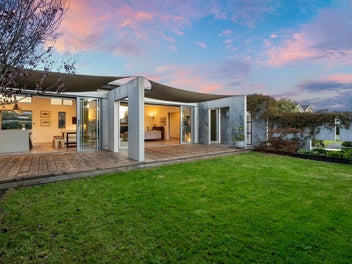 A Statement in Concrete and Light