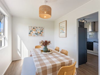 Stylish Easy Living