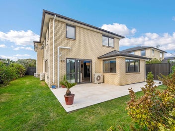 VENDORS NEXT CHAPTER SECURED - MUST BE SOLD!