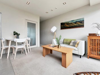 Two Bedroom in Takapuna School Zone.