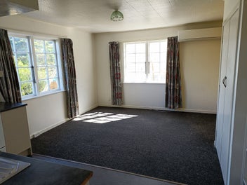 Image 1 of 10