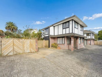 Estate Sale - Double Grammar Zone - Must Be Sold!