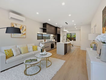 Elegant New Homes in Prime Location