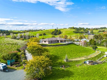 Lifestyle, Location & Value in Maunu Estate!