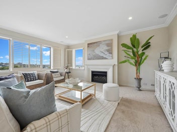 EXCLUSIVE LUXURY LIVING ON ARNEY – DGZ!