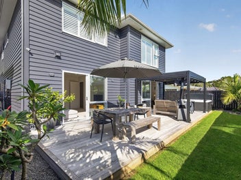 Luxury Living by the Park