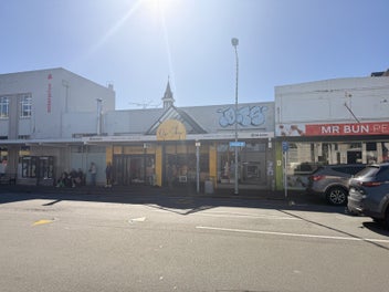 Image 1 of 3