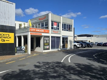 Image 1 of 3