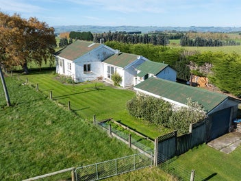 Lifestyle cottage with phenomenal views