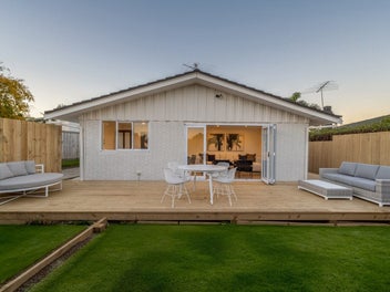Redefined Lifestyle with Dual living in Macleans!