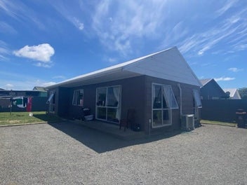 Image 1 of 8