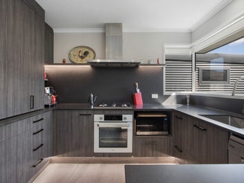 Calm, Contemporary & Completely Inviting