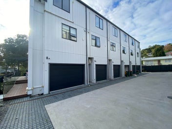 Image 1 of 11