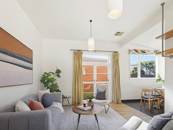 SUNNY RENOVATED CHARACTER
