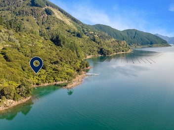 Yncyca Bay haven with mooring