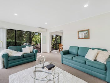 Charm & Calm | A Leafy Hideaway
