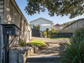 COASTAL LIVING WITH CITY CONVENIENCE