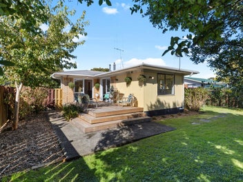 Prime position near Waikato Hospital