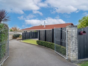Spacious, Renovated & Ready to Enjoy