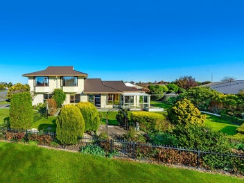 An Elegant Home on the Park