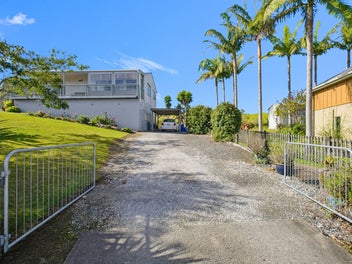 Coastal Ease on Seascape Lane