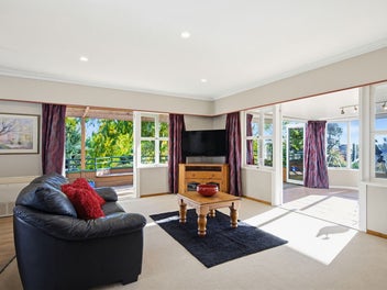 Spacious Living, Great Views & Serious Motivation